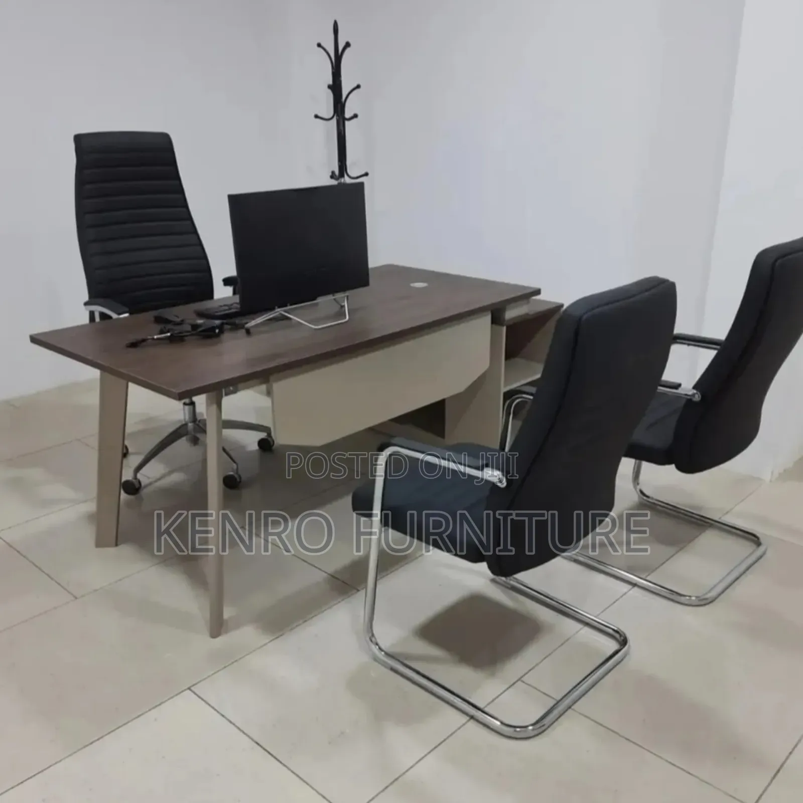 Executive Office Desk With Chairs