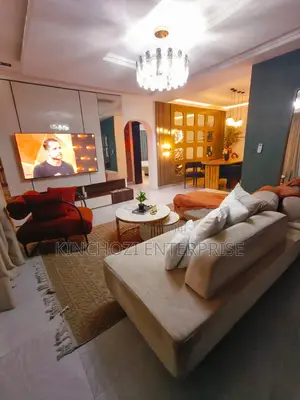 Exquisite 2 Bedroom Apartment
