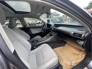 Lexus IS 250 4WD 2015 Gray