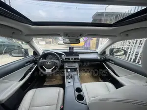 Lexus IS 250 4WD 2015 Gray