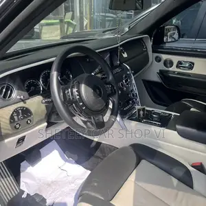 Rolls-Royce Cullinan Base 2020 Black