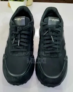 Brand New Michael Kors Sneakers in Black/Suede