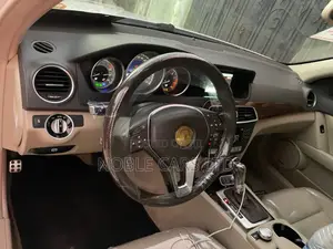 Mercedes-Benz C300 2014 White