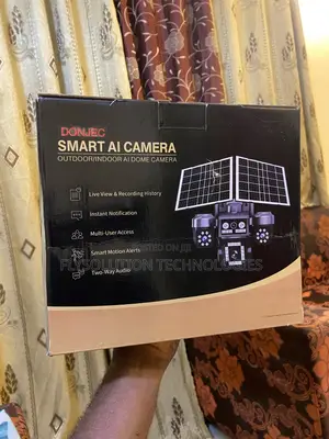 Hi Easy Four-Lens Solar Powered PTZ Security 4 Lens CCTV Camera