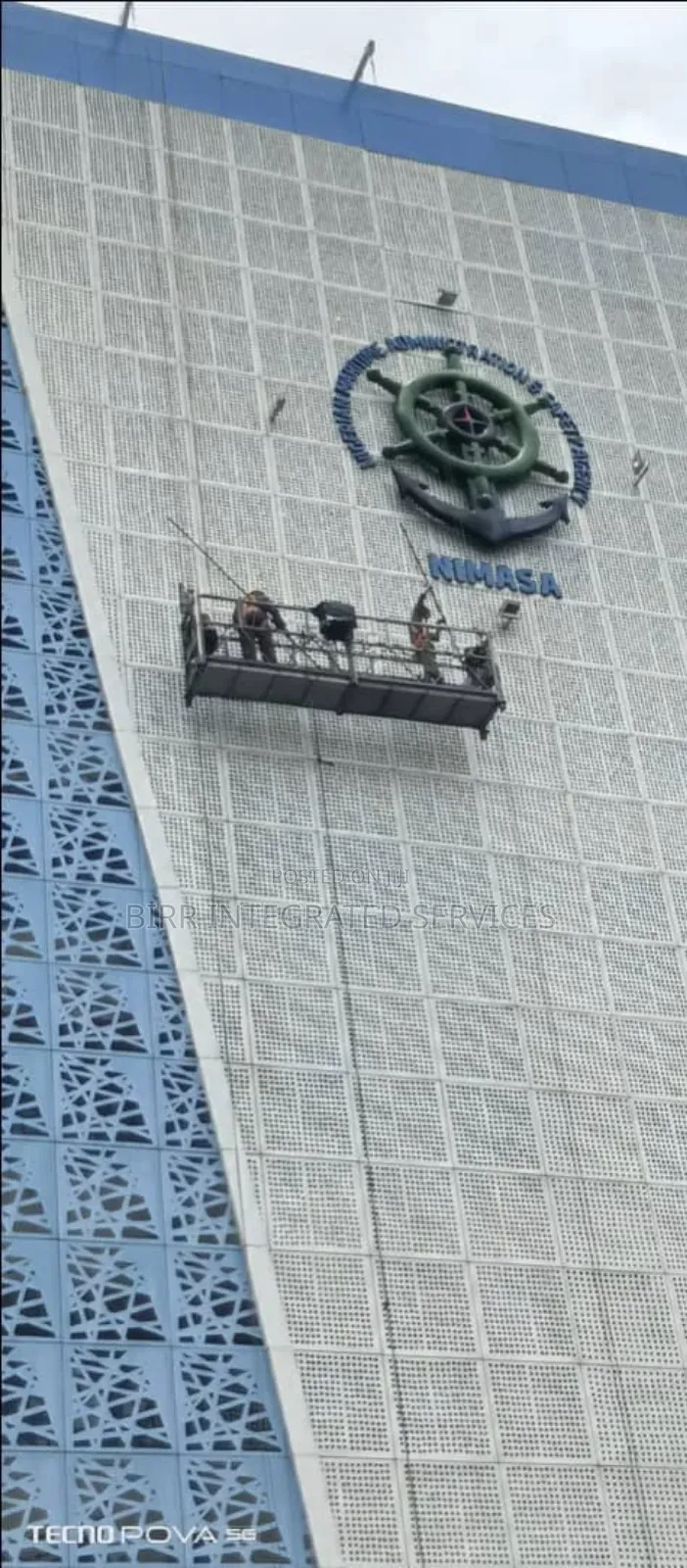 High Rise Building Facade Cleaning Pro