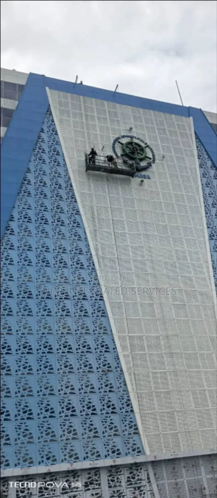 Facade Cleaning, High-rise Building Facade