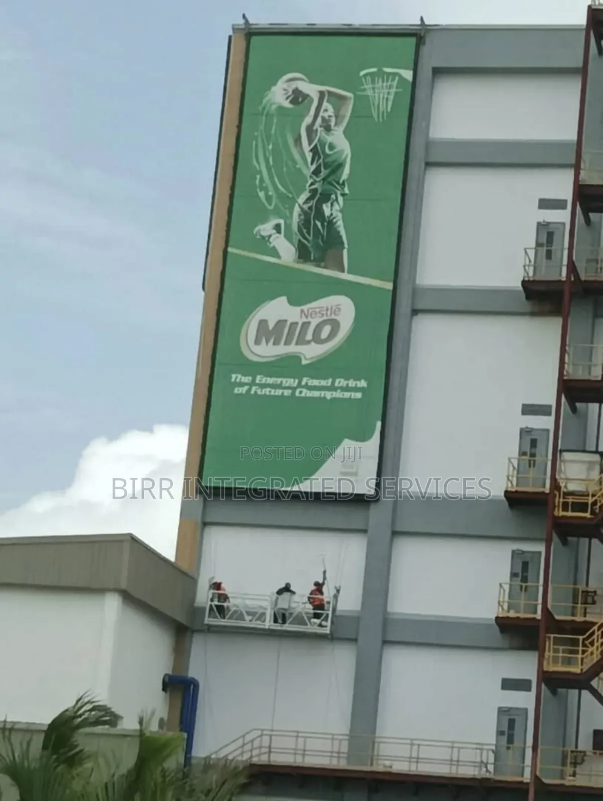 Facade Cleaning, High-rise Building Facade