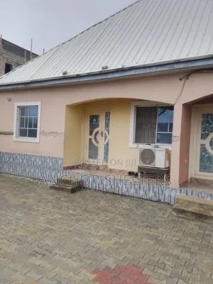 2bdrm Block of Flats in Aco, Lugbe District for sale