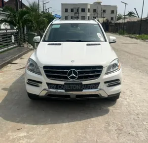 Mercedes-Benz M Class ML350 4MATIC 4dr SUV AWD (3.5L 6cyl 7A) 2014