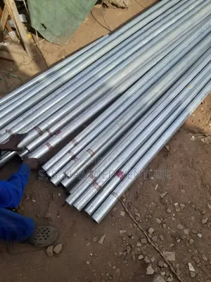 1'/2 " Round Pipes by 1.5 Mm Thickness Gavalnized Steel