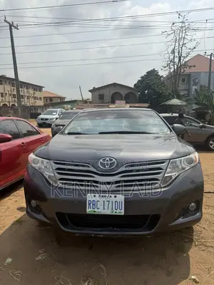 Toyota Venza V6 2009 Gray