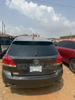 Toyota Venza V6 2009 Gray