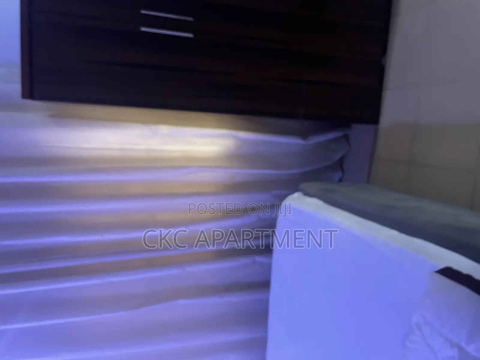 Service Apartment