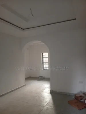 2bdrm Block of Flats in Federal Housing, Karu for rent