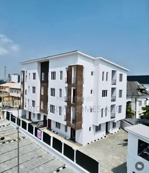 5bdrm Apartment in Victoria Island for sale
