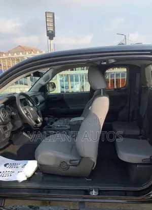 Toyota Tacoma 2019 Black