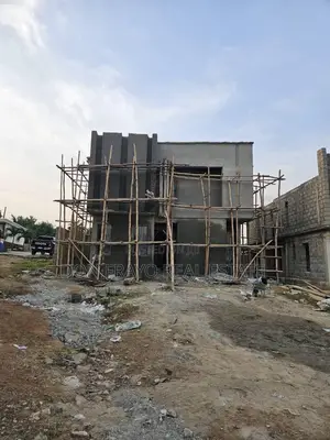 4bdrm Duplex in Jericho Gra for sale