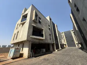 4bdrm Duplex in Maitama for sale