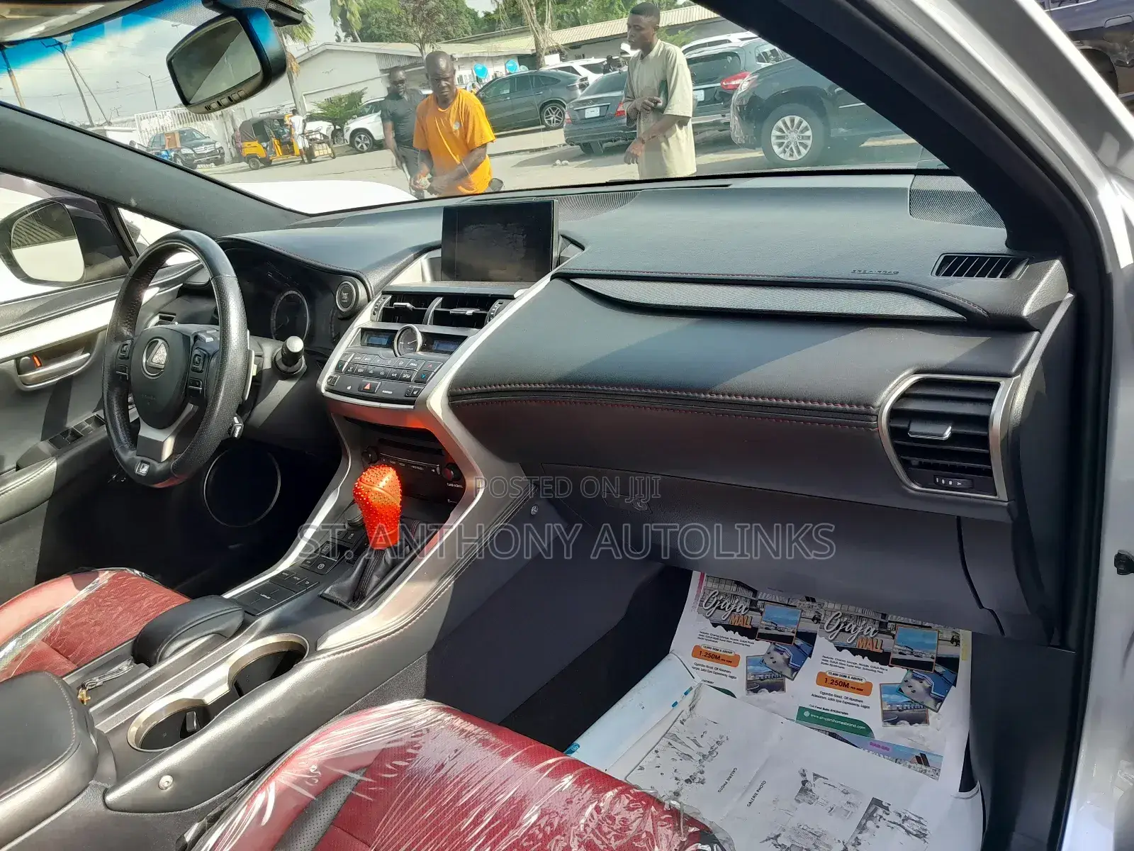 Lexus NX 300h AWD 2018 Silver