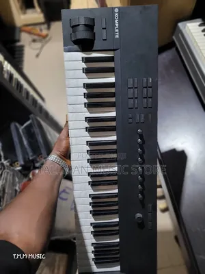 Komplete Kontrol A49