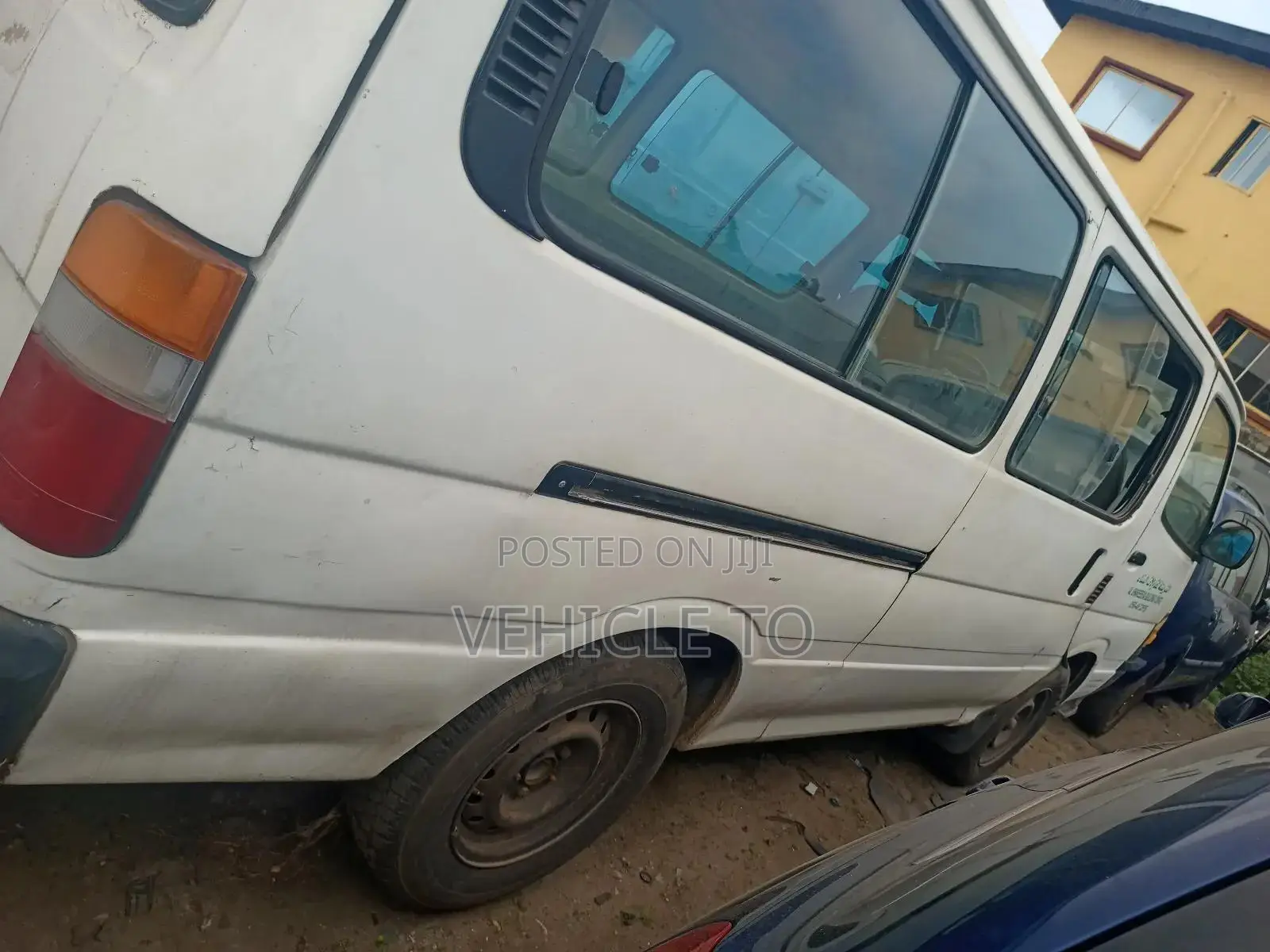 Toyota HiAce 1995 White