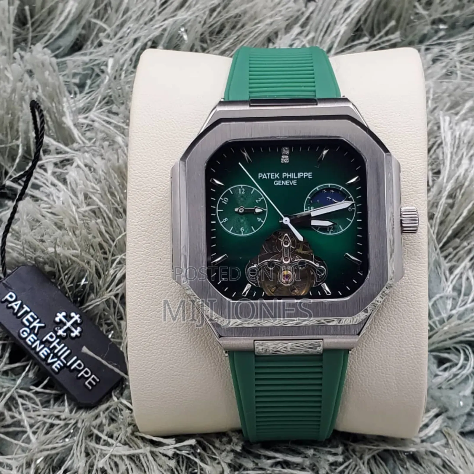*Patek Philippe‐Inspired Men’S Rubber Strap Automatic Chronometer*