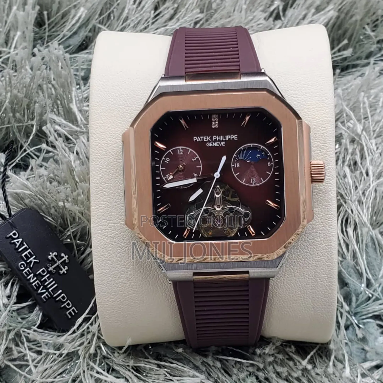 *Patek Philippe‐Inspired Men’S Rubber Strap Automatic Chronometer*