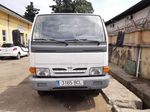 Nissan Cabstar 2007 White