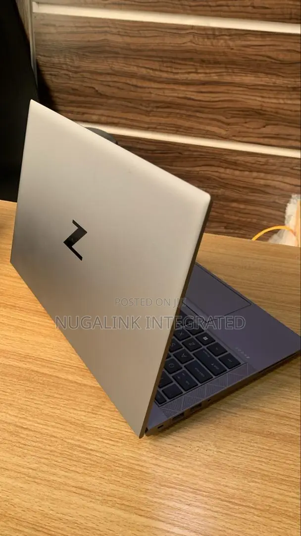 Laptop HP ZBook 14 32GB Intel Core I7 SSD 512GB