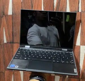 New Laptop Lenovo 300e 4GB Intel Celeron eMMC 60GB