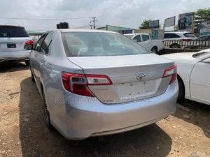 Toyota Camry LE 4dr Sedan (2.5L 4cyl 6A) 2013 Silver