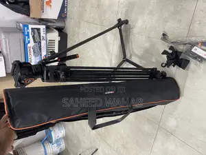 Heavy Duty Tripod Stand