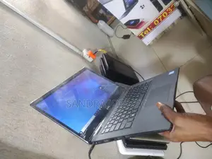 Laptop Dell Latitude 3400 8GB Intel Core i5 HDD 500GB