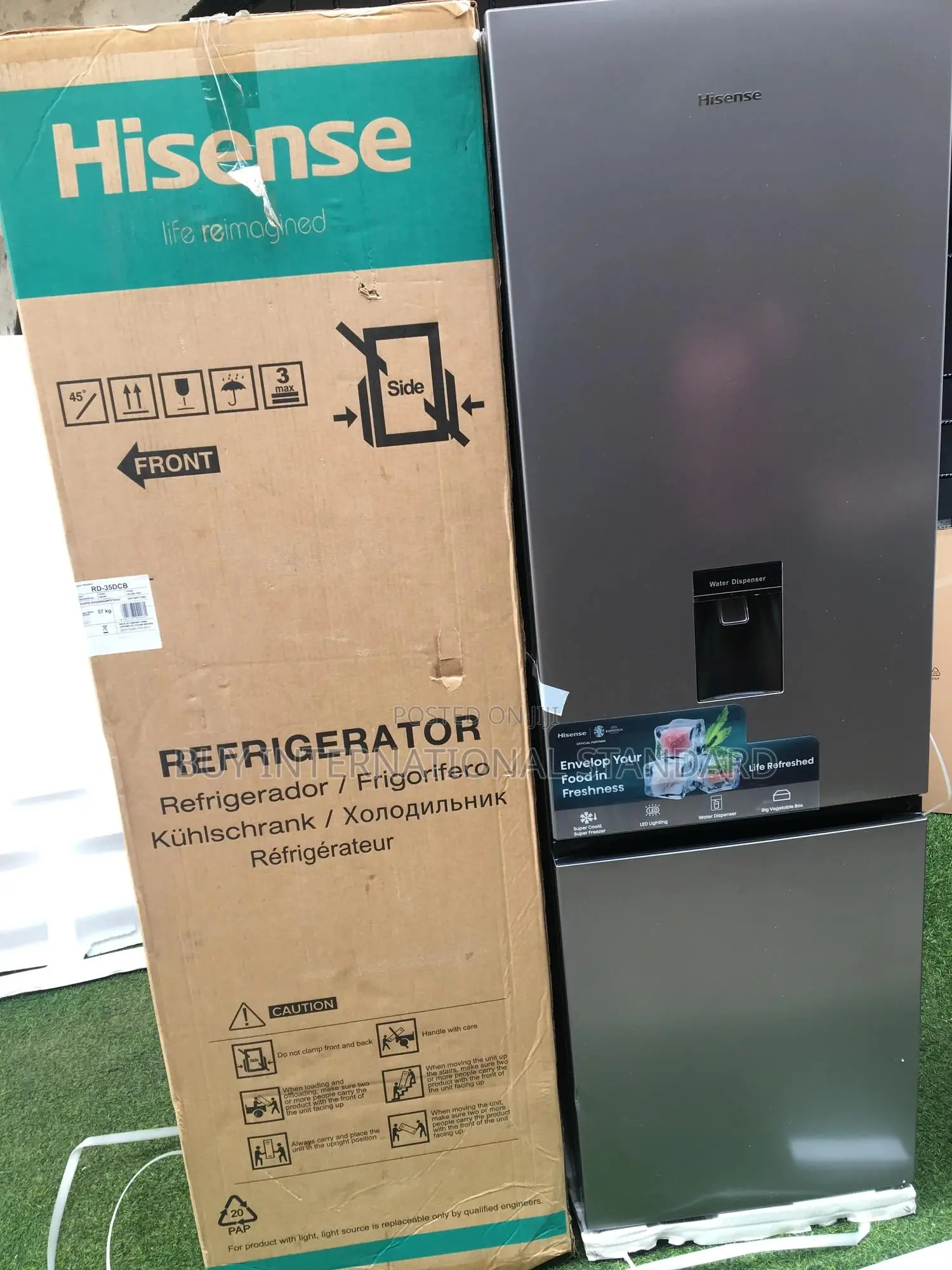 Hisense 264 L Bottom Freezer Refrigerator With Dispenser