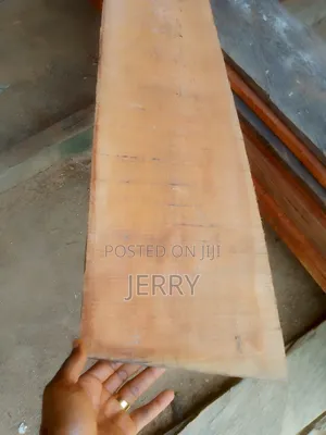 Bord / Plank for Decking of Building