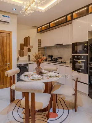 2 Bedroom Apartment - Shortlet