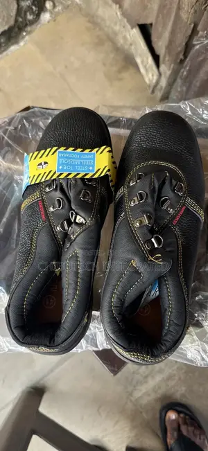Armstrong Safety Shoes