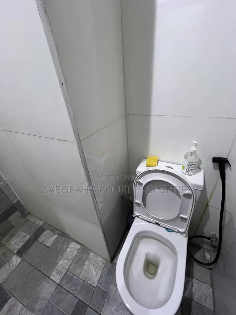 Spacious Studio Apartment Available