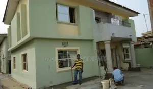 5bdrm House in Off Ago-Palace Way for sale