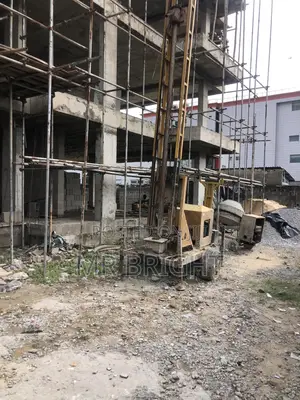 Building Contractors
