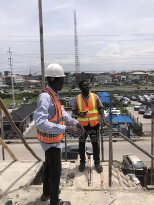 Building Contractors