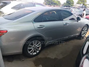 Lexus ES 350 2010 Silver