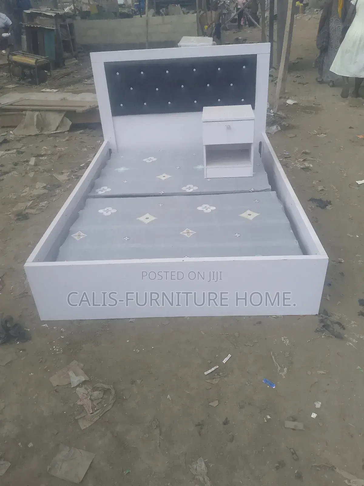 6ft X 4.5ft Bedframe. Off-White