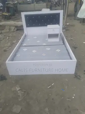 6ft X 4.5ft Bedframe. Off-White