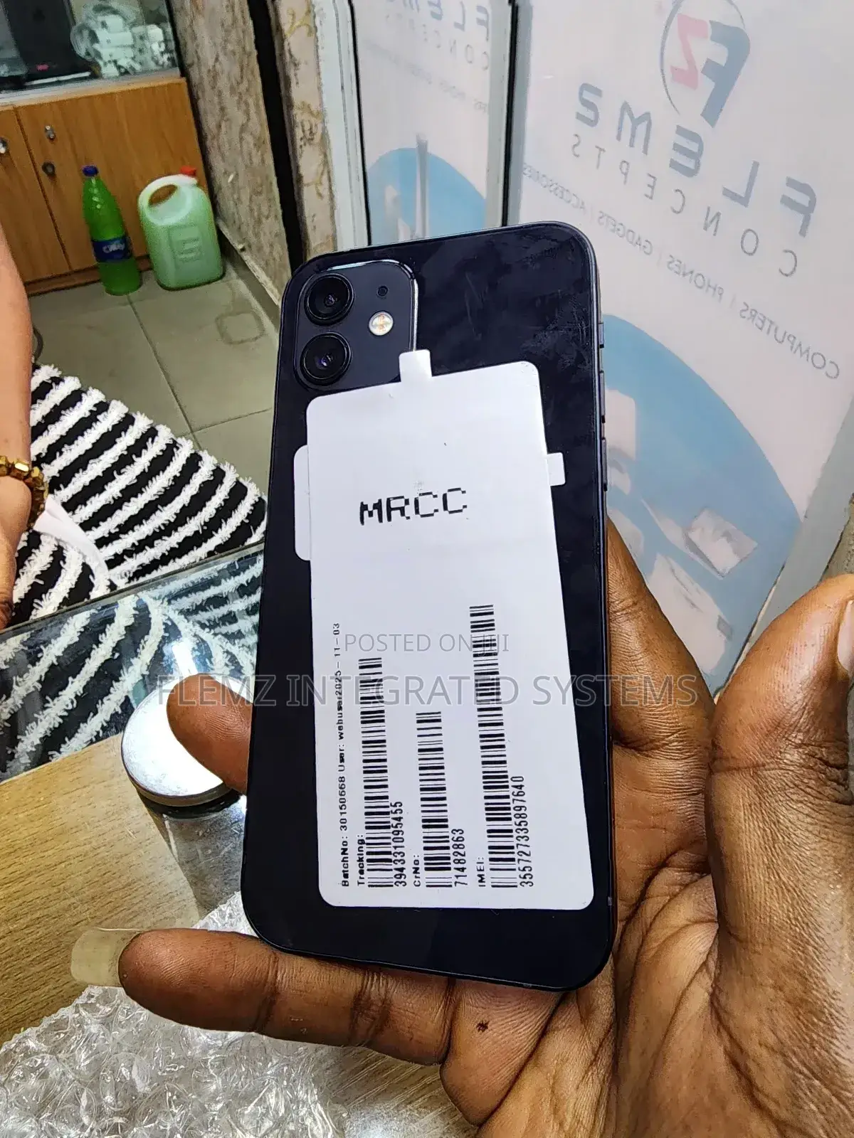 Apple iPhone 12 64 GB Black