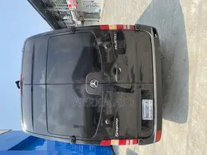 Mercedes-Benz Sprinter 2013 Black