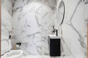 Spacious 1 Bedroom Luxury Apartment