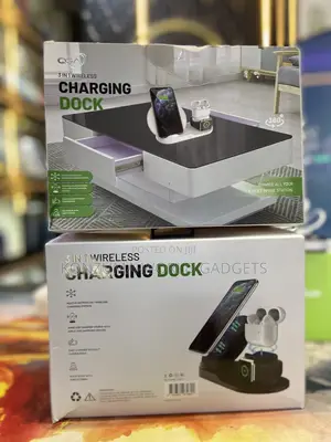 3 in 1 Wireless Charging Dock for Phone, Earbuds Smartwatch