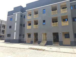 3bdrm Block of Flats in Idu for sale