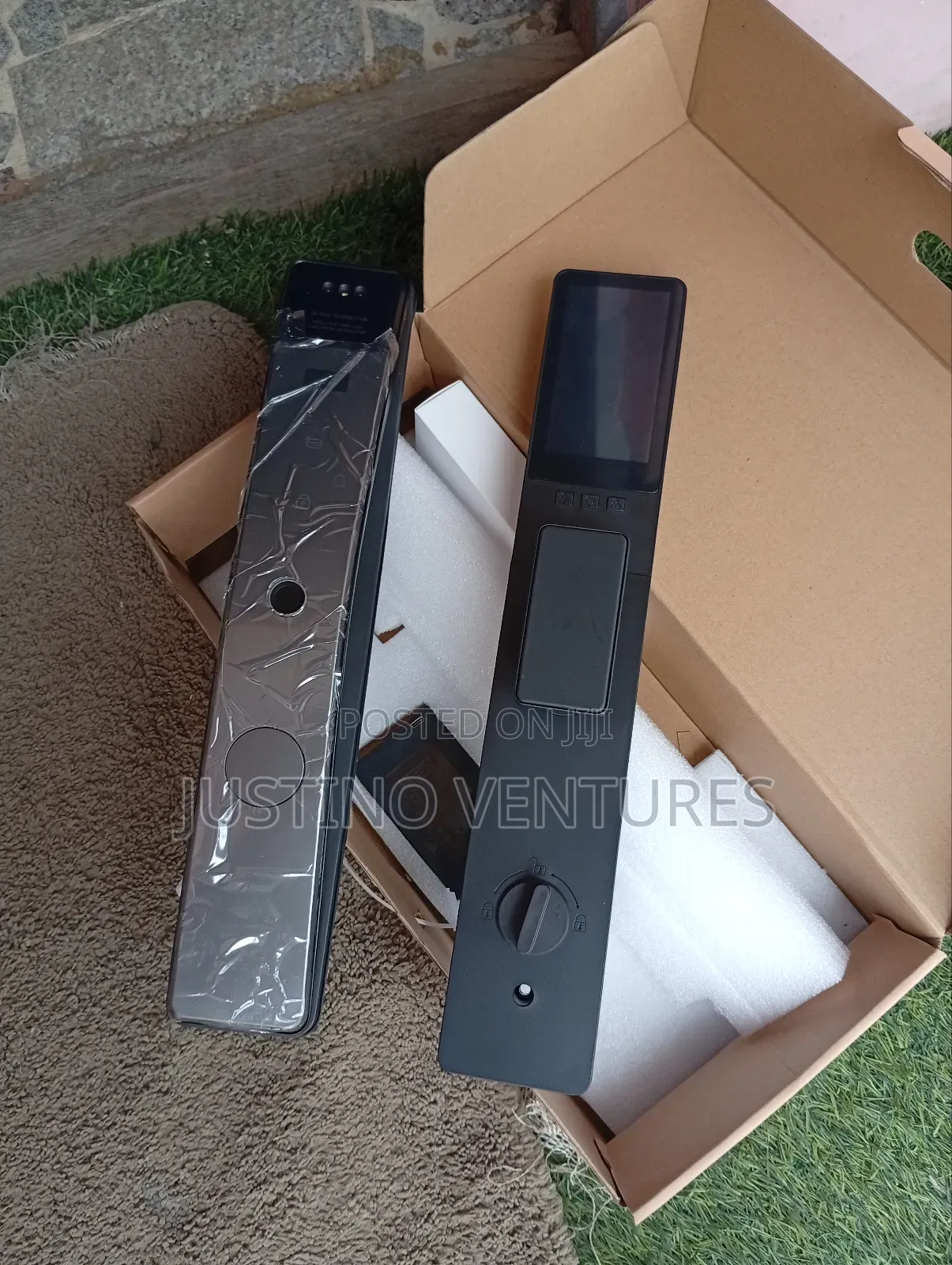 F25 Smart Door Lock